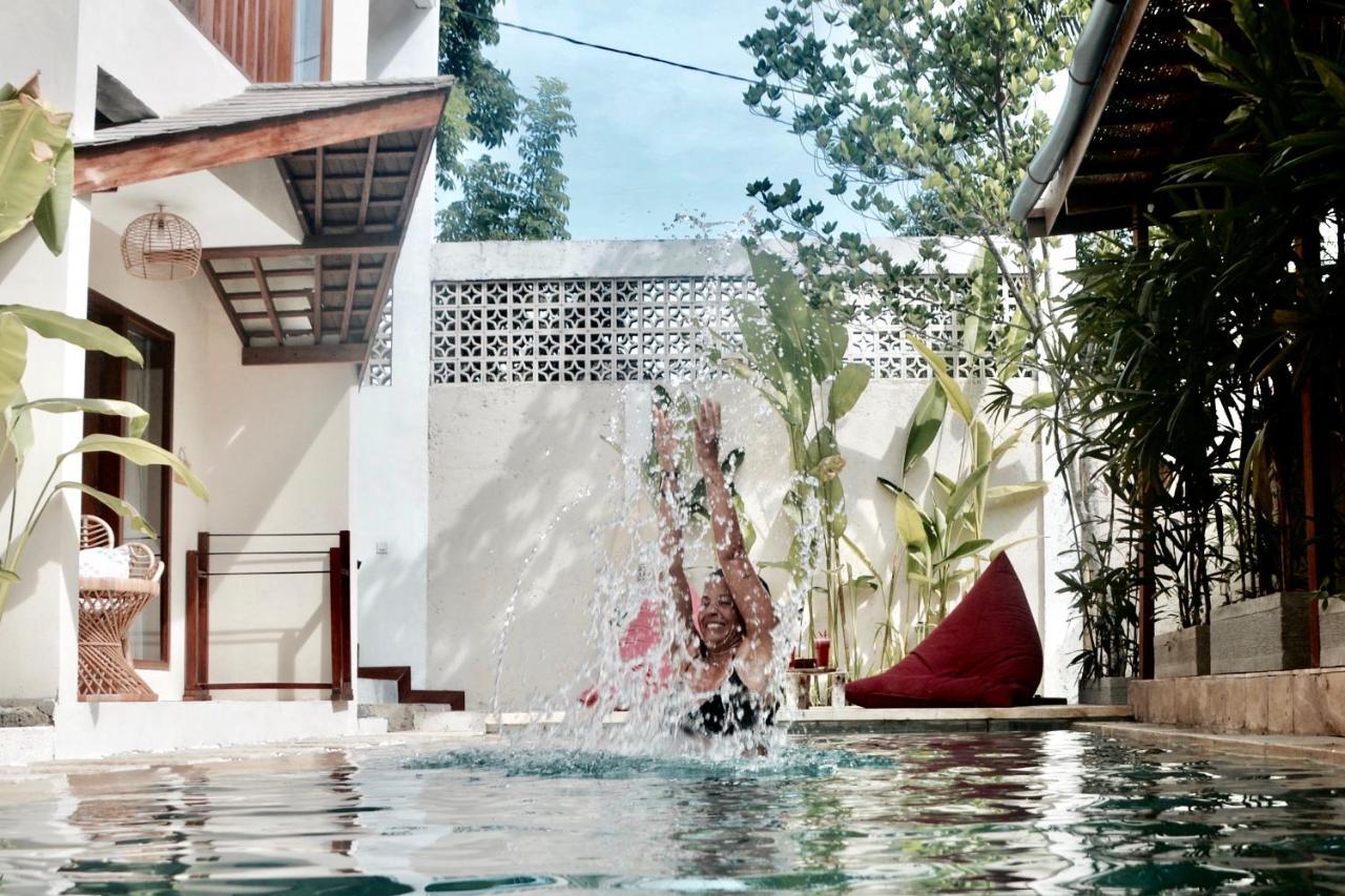 Hotel Ola Ola Lombok Selong Belanak Exterior foto
