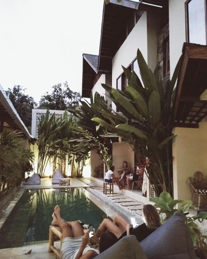 Hotel Ola Ola Lombok Selong Belanak Exterior foto