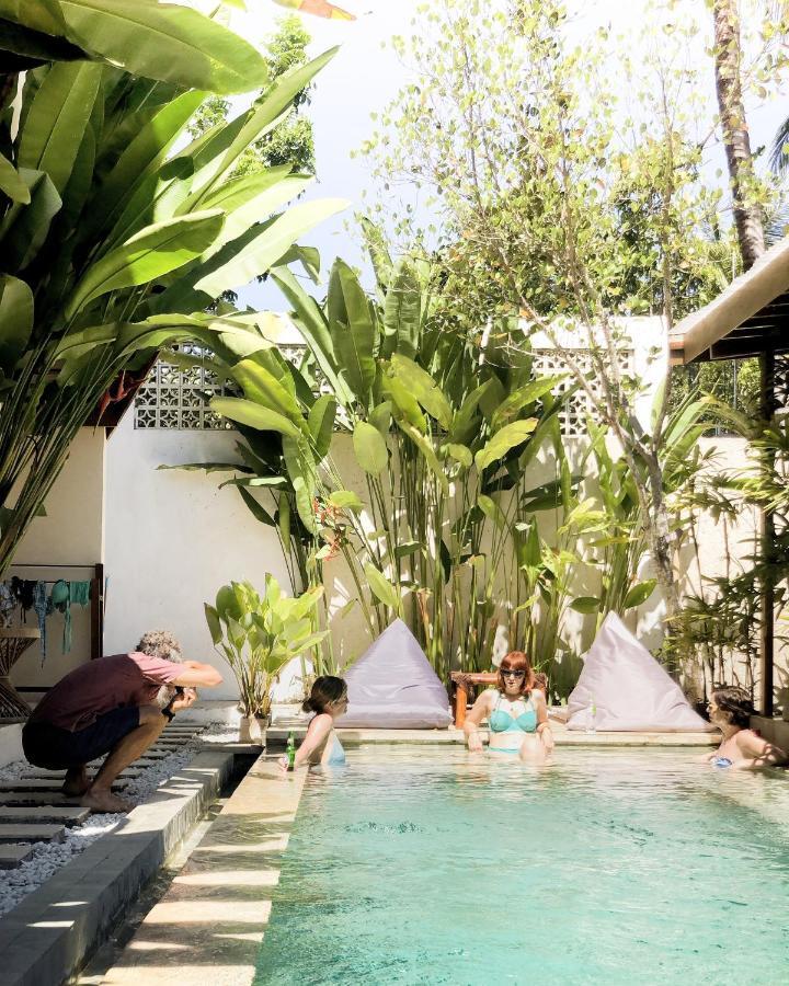 Hotel Ola Ola Lombok Selong Belanak Exterior foto
